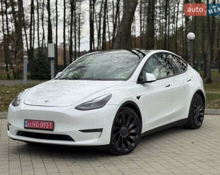Білий Тесла Model Y, об'ємом двигуна 0 л та пробігом 117 тис. км за 23500 $, фото 1 на Automoto.ua
