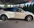 Белый Тесла Model Y, объемом двигателя 0 л и пробегом 12 тыс. км за 30500 $, фото 1 на Automoto.ua