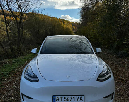 Белый Тесла Model Y, объемом двигателя 0 л и пробегом 46 тыс. км за 26150 $, фото 1 на Automoto.ua