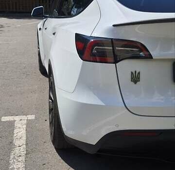 Белый Тесла Model Y, объемом двигателя 0 л и пробегом 62 тыс. км за 30700 $, фото 8 на Automoto.ua