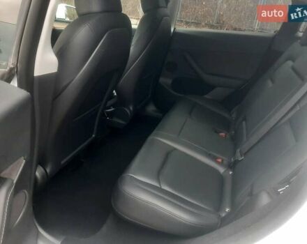 Білий Тесла Model Y, об'ємом двигуна 0 л та пробігом 45 тис. км за 21500 $, фото 8 на Automoto.ua