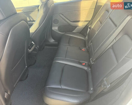 Белый Тесла Model Y, объемом двигателя 0 л и пробегом 48 тыс. км за 30500 $, фото 9 на Automoto.ua