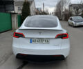 Белый Тесла Model Y, объемом двигателя 0 л и пробегом 47 тыс. км за 30000 $, фото 6 на Automoto.ua