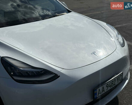 Белый Тесла Model Y, объемом двигателя 0 л и пробегом 53 тыс. км за 30500 $, фото 2 на Automoto.ua