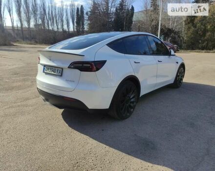 Белый Тесла Model Y, объемом двигателя 0 л и пробегом 2 тыс. км за 41500 $, фото 3 на Automoto.ua