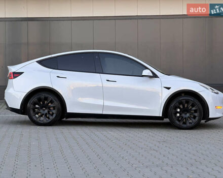 Белый Тесла Model Y, объемом двигателя 0 л и пробегом 47 тыс. км за 25900 $, фото 12 на Automoto.ua