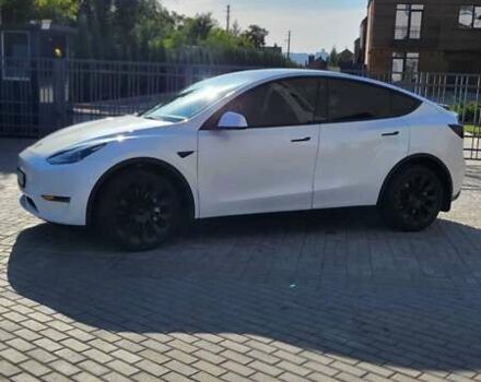 Белый Тесла Model Y, объемом двигателя 0 л и пробегом 62 тыс. км за 25950 $, фото 7 на Automoto.ua