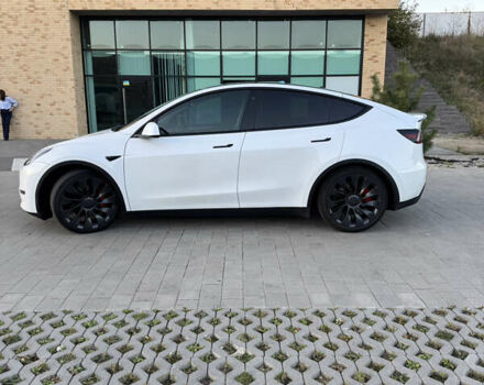 Белый Тесла Model Y, объемом двигателя 0 л и пробегом 53 тыс. км за 29500 $, фото 8 на Automoto.ua