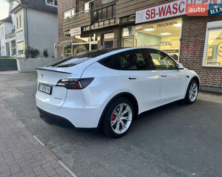 Білий Тесла Model Y, об'ємом двигуна 0 л та пробігом 54 тис. км за 34250 $, фото 2 на Automoto.ua