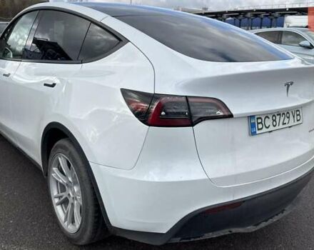 Белый Тесла Model Y, объемом двигателя 0 л и пробегом 17 тыс. км за 28600 $, фото 3 на Automoto.ua