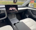 Білий Тесла Model Y, об'ємом двигуна 0 л та пробігом 62 тис. км за 27400 $, фото 24 на Automoto.ua