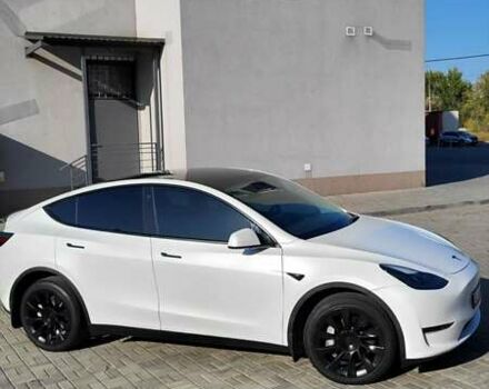 Белый Тесла Model Y, объемом двигателя 0 л и пробегом 62 тыс. км за 25950 $, фото 21 на Automoto.ua