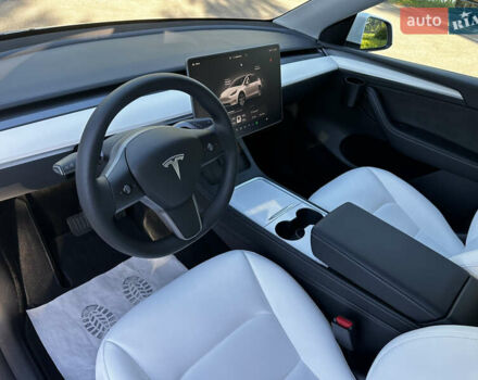 Тесла Model Y 2022 в Ровно на Automoto.ua Белый Тесла Model Y, объемом двигателя 0 л и пробегом 39 тыс. км за 26900 $, фото 1 на Automoto.ua