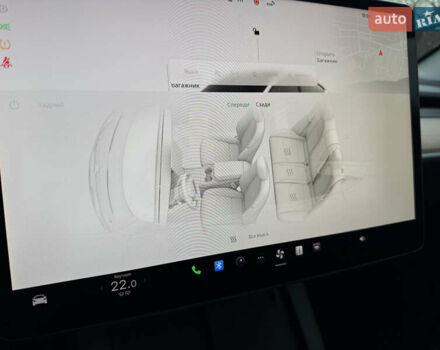 Белый Тесла Model Y, объемом двигателя 0 л и пробегом 53 тыс. км за 36700 $, фото 27 на Automoto.ua