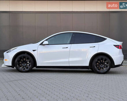 Белый Тесла Model Y, объемом двигателя 0 л и пробегом 47 тыс. км за 24900 $, фото 8 на Automoto.ua
