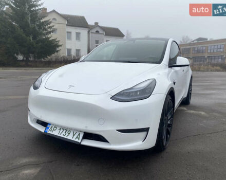 Белый Тесла Model Y, объемом двигателя 0 л и пробегом 58 тыс. км за 29500 $, фото 2 на Automoto.ua