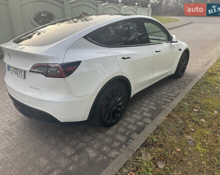Белый Тесла Model Y, объемом двигателя 0 л и пробегом 86 тыс. км за 24500 $, фото 5 на Automoto.ua