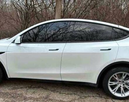 Белый Тесла Model Y, объемом двигателя 0 л и пробегом 51 тыс. км за 38300 $, фото 3 на Automoto.ua