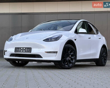 Белый Тесла Model Y, объемом двигателя 0 л и пробегом 47 тыс. км за 25900 $, фото 4 на Automoto.ua