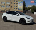 Белый Тесла Model Y, объемом двигателя 0 л и пробегом 50 тыс. км за 28000 $, фото 1 на Automoto.ua