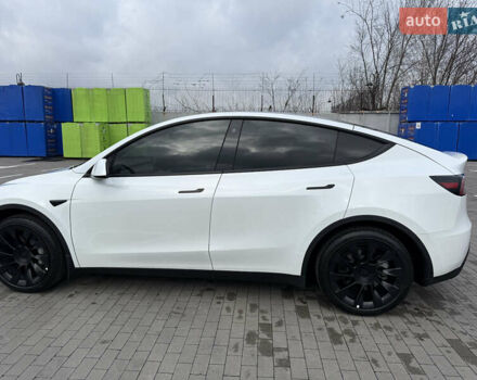 Білий Тесла Model Y, об'ємом двигуна 0 л та пробігом 52 тис. км за 25900 $, фото 3 на Automoto.ua