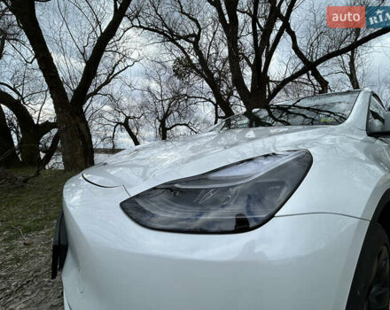 Белый Тесла Model Y, объемом двигателя 0 л и пробегом 6 тыс. км за 36900 $, фото 11 на Automoto.ua