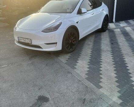 Белый Тесла Model Y, объемом двигателя 0 л и пробегом 25 тыс. км за 35500 $, фото 2 на Automoto.ua