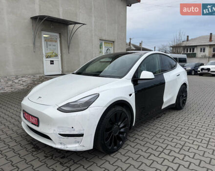 Белый Тесла Model Y, объемом двигателя 0 л и пробегом 29 тыс. км за 21700 $, фото 2 на Automoto.ua