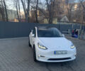 Белый Тесла Model Y, объемом двигателя 0 л и пробегом 50 тыс. км за 29999 $, фото 1 на Automoto.ua