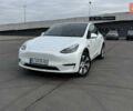 Белый Тесла Model Y, объемом двигателя 0 л и пробегом 57 тыс. км за 25600 $, фото 1 на Automoto.ua