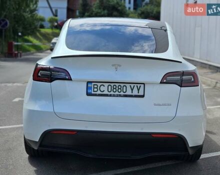 Білий Тесла Model Y, об'ємом двигуна 0 л та пробігом 43 тис. км за 26500 $, фото 9 на Automoto.ua