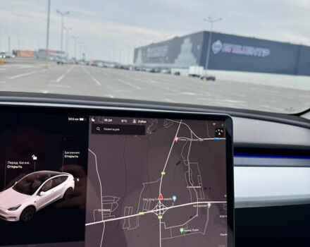 Білий Тесла Model Y, об'ємом двигуна 0 л та пробігом 71 тис. км за 24000 $, фото 15 на Automoto.ua