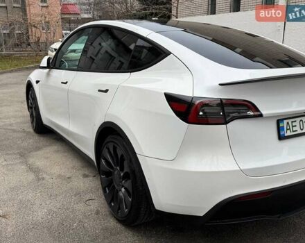Белый Тесла Model Y, объемом двигателя 0 л и пробегом 14 тыс. км за 28000 $, фото 9 на Automoto.ua