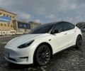 Белый Тесла Model Y, объемом двигателя 0 л и пробегом 57 тыс. км за 27000 $, фото 1 на Automoto.ua