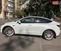 Белый Тесла Model Y, объемом двигателя 0 л и пробегом 55 тыс. км за 28000 $, фото 3 на Automoto.ua