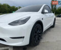 Белый Тесла Model Y, объемом двигателя 0 л и пробегом 43 тыс. км за 28000 $, фото 2 на Automoto.ua