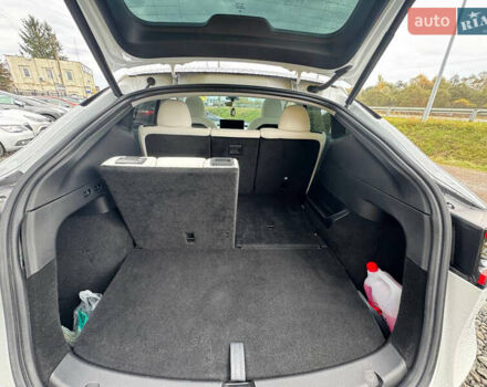 Білий Тесла Model Y, об'ємом двигуна 0 л та пробігом 62 тис. км за 27400 $, фото 29 на Automoto.ua