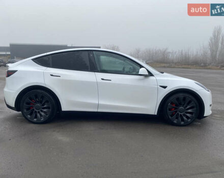 Белый Тесла Model Y, объемом двигателя 0 л и пробегом 58 тыс. км за 29500 $, фото 5 на Automoto.ua