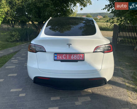 Белый Тесла Model Y, объемом двигателя 0 л и пробегом 58 тыс. км за 24000 $, фото 43 на Automoto.ua