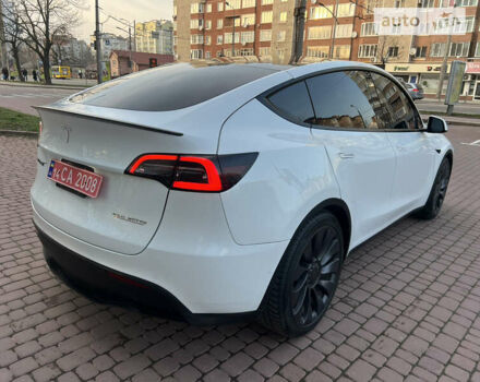 Белый Тесла Model Y, объемом двигателя 0 л и пробегом 21 тыс. км за 35500 $, фото 4 на Automoto.ua