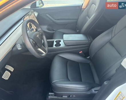 Белый Тесла Model Y, объемом двигателя 0 л и пробегом 80 тыс. км за 31500 $, фото 11 на Automoto.ua