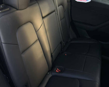 Білий Тесла Model Y, об'ємом двигуна 0 л та пробігом 52 тис. км за 26000 $, фото 11 на Automoto.ua