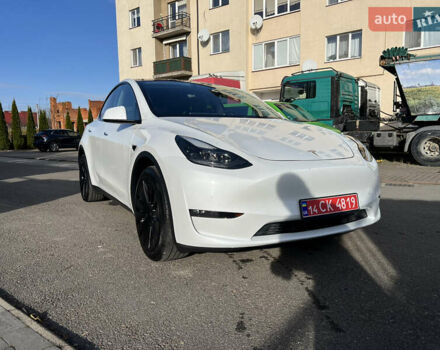Білий Тесла Model Y, об'ємом двигуна 0 л та пробігом 12 тис. км за 24750 $, фото 4 на Automoto.ua