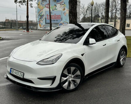 Білий Тесла Model Y, об'ємом двигуна 0 л та пробігом 96 тис. км за 22499 $, фото 2 на Automoto.ua