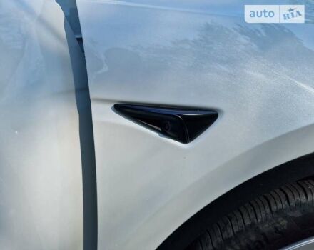Білий Тесла Model Y, об'ємом двигуна 0 л та пробігом 3 тис. км за 46999 $, фото 47 на Automoto.ua