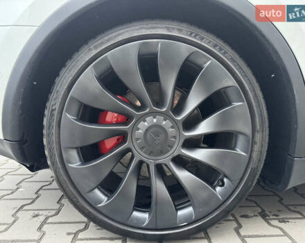 Белый Тесла Model Y, объемом двигателя 0 л и пробегом 29 тыс. км за 21700 $, фото 14 на Automoto.ua