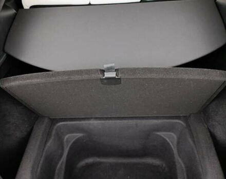 Белый Тесла Model Y, объемом двигателя 0 л и пробегом 52 тыс. км за 29000 $, фото 15 на Automoto.ua