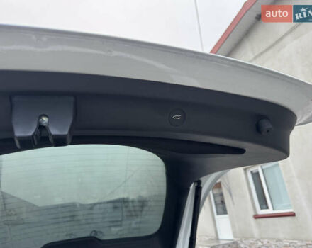 Белый Тесла Model Y, объемом двигателя 0 л и пробегом 29 тыс. км за 21700 $, фото 29 на Automoto.ua