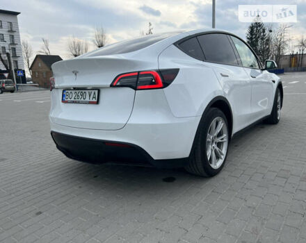 Белый Тесла Model Y, объемом двигателя 0 л и пробегом 15 тыс. км за 36900 $, фото 10 на Automoto.ua