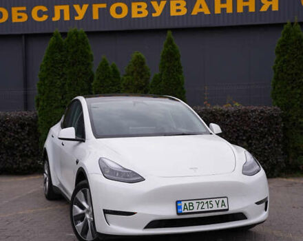 Білий Тесла Model Y, об'ємом двигуна 0 л та пробігом 53 тис. км за 27500 $, фото 1 на Automoto.ua